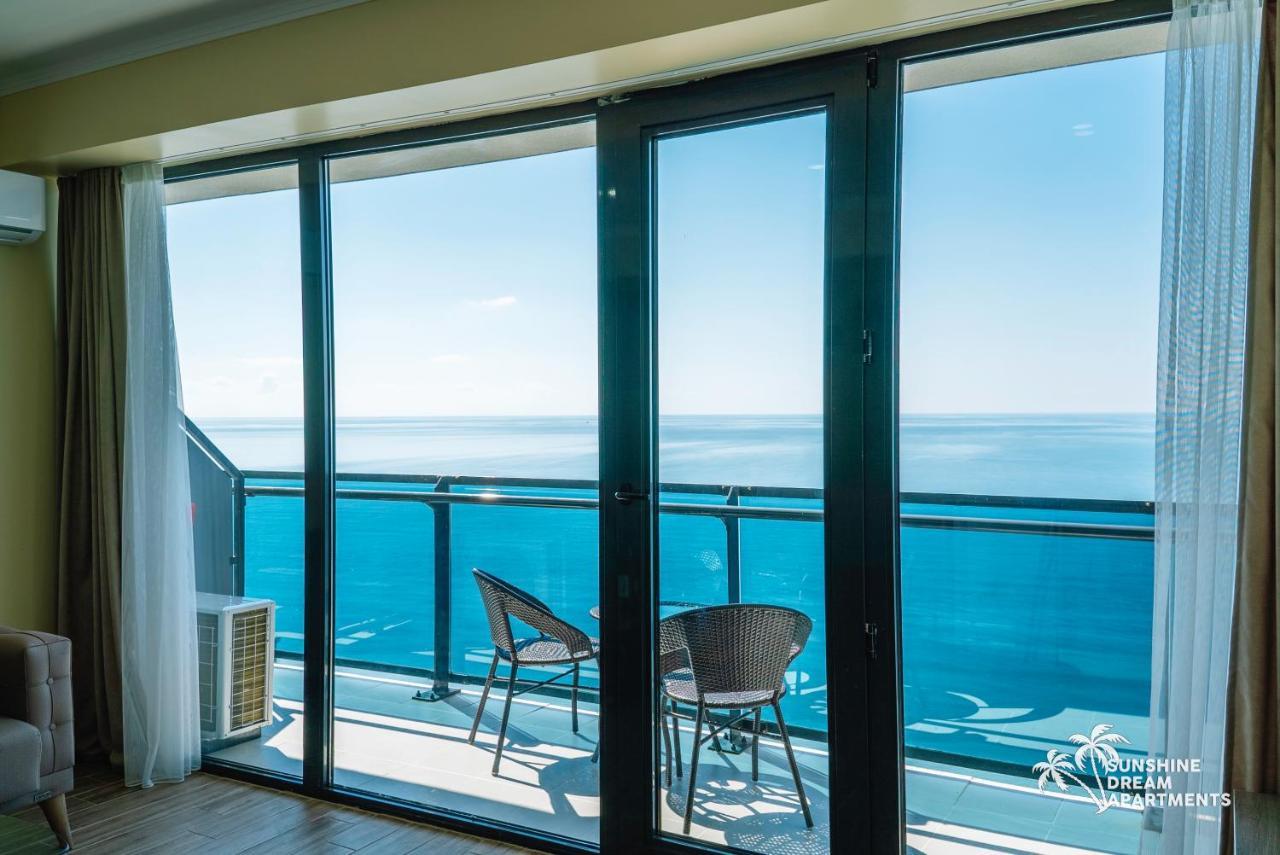 Sunshine Apartments Orbi Beach Tower Batumi Bagian luar foto